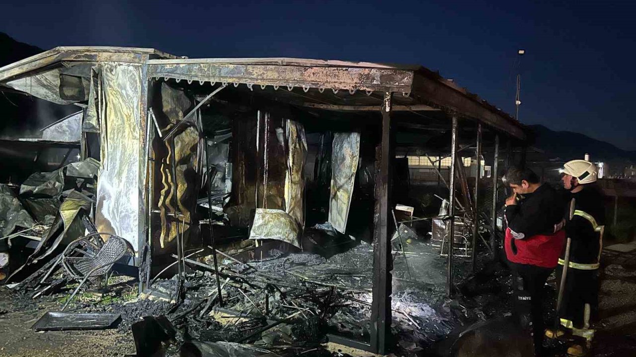 Konya’dan Burdur’a gelip iş yerini kundakladılar, kaçarken yakalanıp tutuklandılar