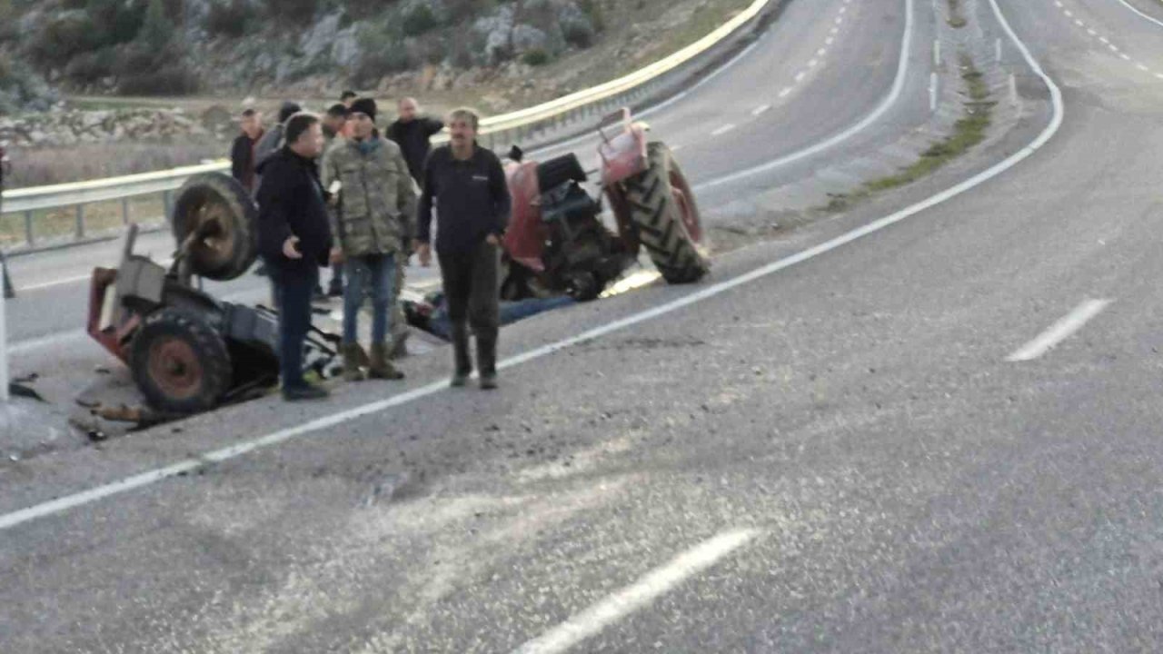 Seyir halindeki traktör ikiye bölündü: 1 ölü, 1 yaralı