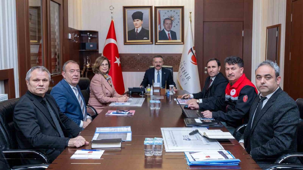 ’Kuşak Yollar Projesi’ ile ilgili değerlendirme toplantısı düzenlendi