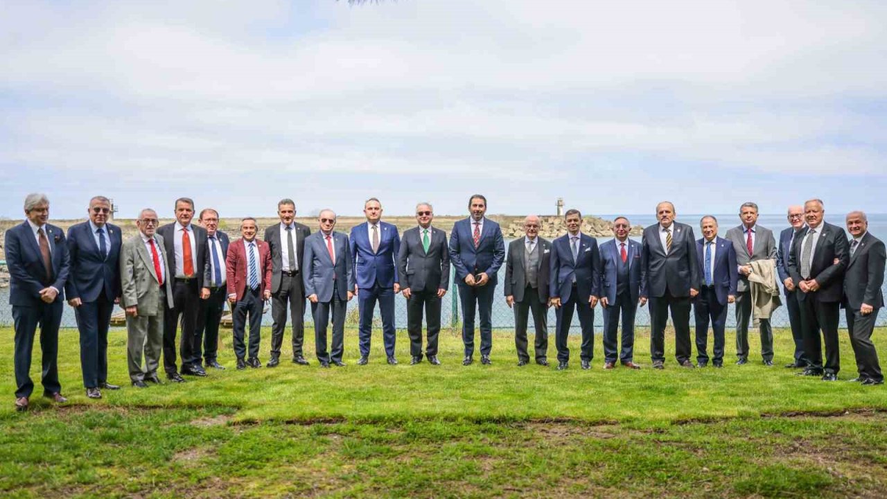 Şampiyon kulüplerin divan kurulları Trabzon’da bir araya geldi