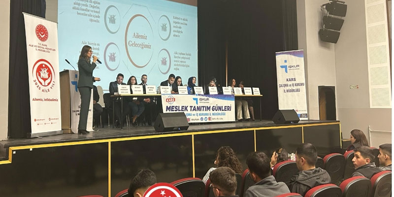 Kars'ta “Aile Yılı” Tanıtım Programı Gerçekleştirildi