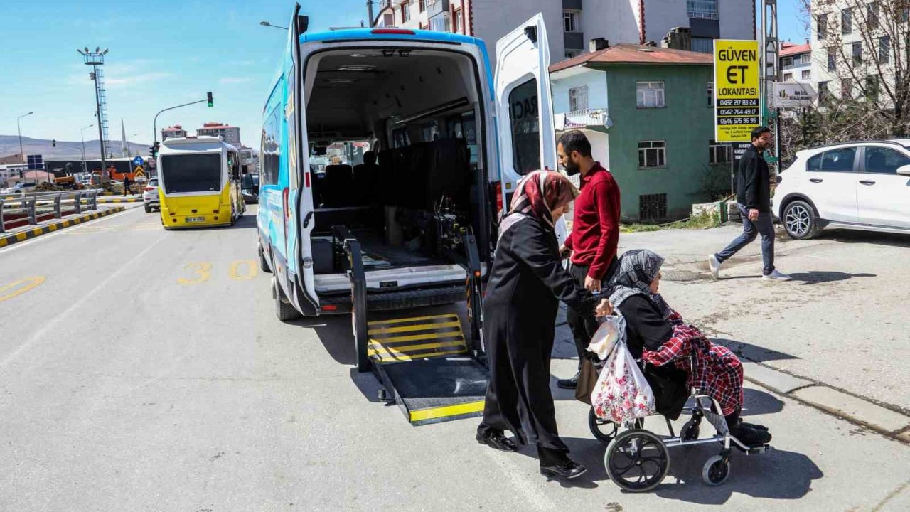Van Büyükşehir Belediyesinden engellilere ulaşım desteği