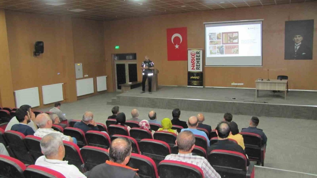 Hisarcık’ta bağımlılıkla mücadele ve KADES uygulaması eğitimi