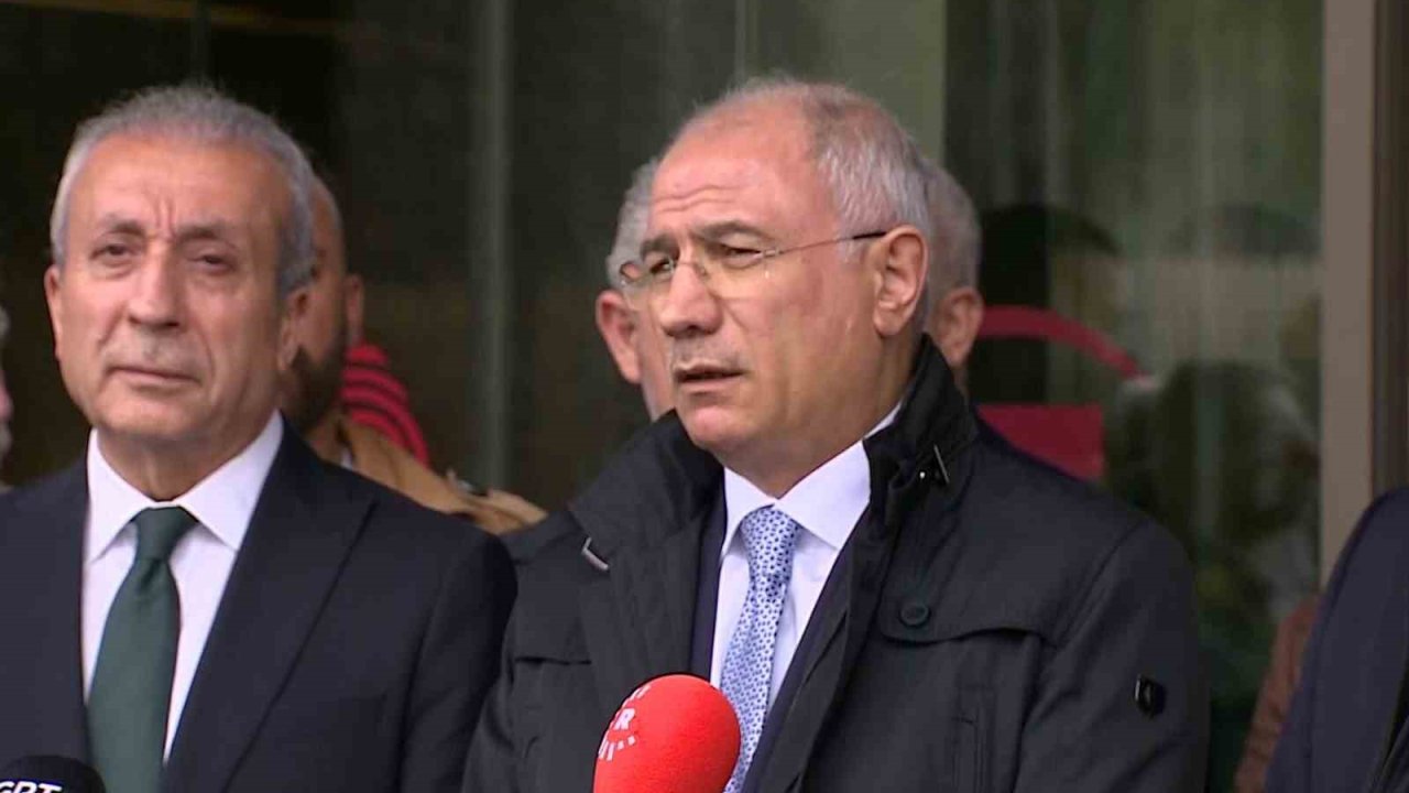 AK Parti Genel Başkan Vekili Efkan Ala Sırrı Süreyya Önder’i hastanede ziyaret etti