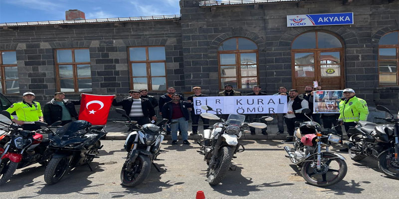 Akyaka’da Motosiklet Sürücülerine Güvenli Sürüş Eğitimi