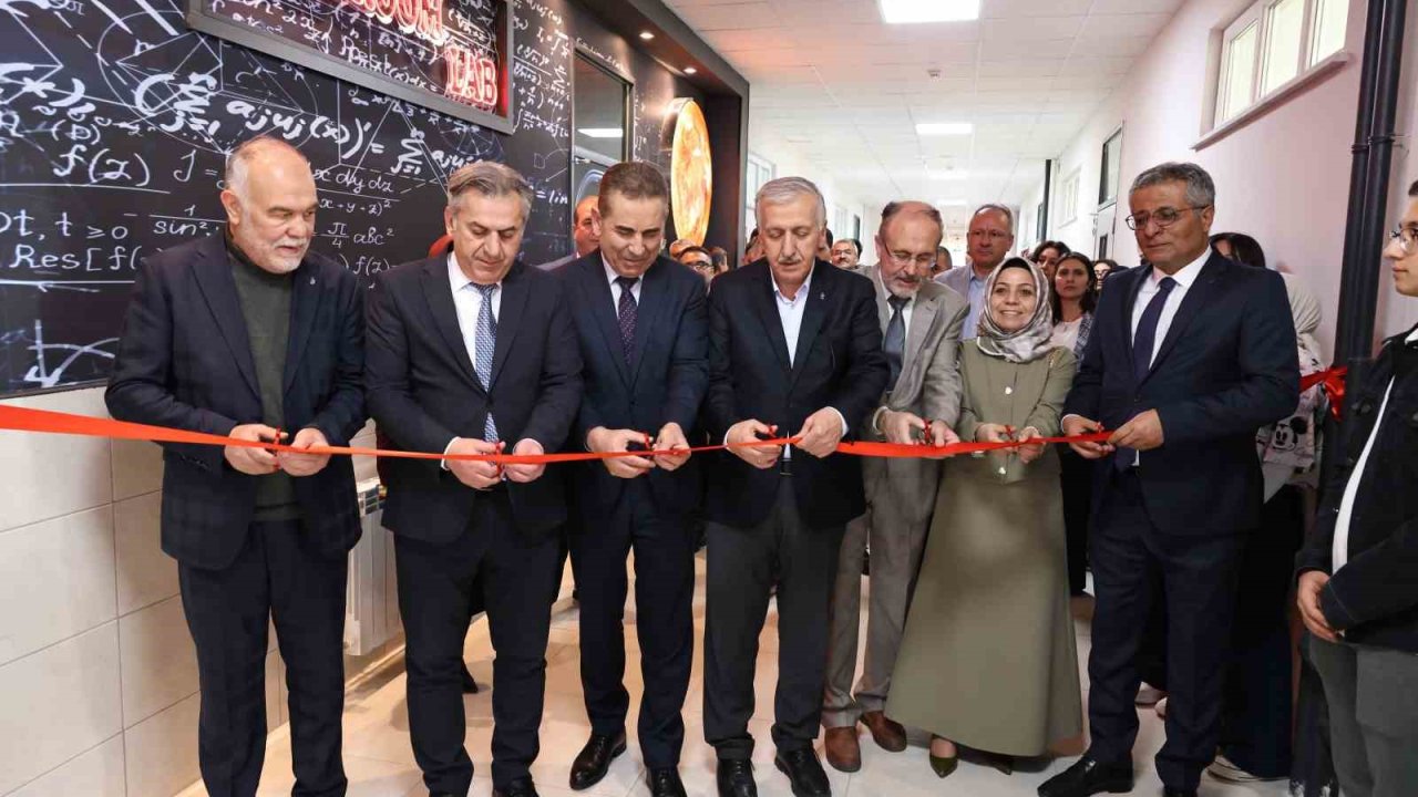Eğitime sanayici dokunuşu: Meram Fen Lisesi’ne Teknoloji Laboratuvarı