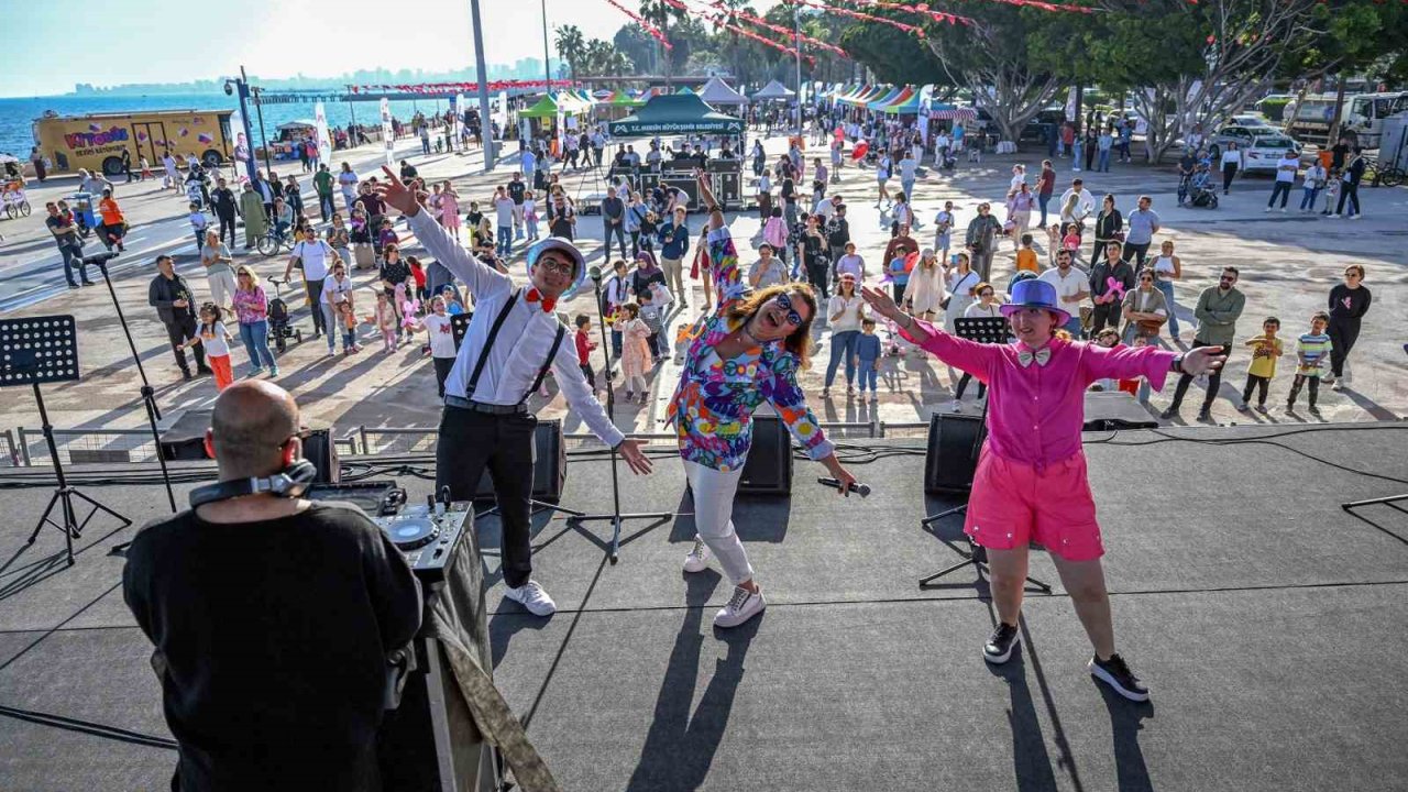 2. Uluslararası Mersin Çocuk Festivali başladı