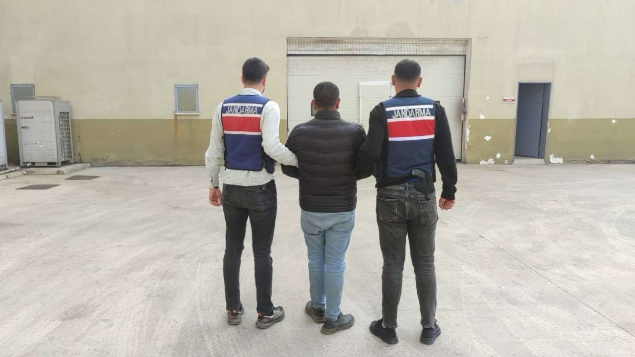 Hırsızlık ve yağma suçundan aranan hükümlü yakalandı