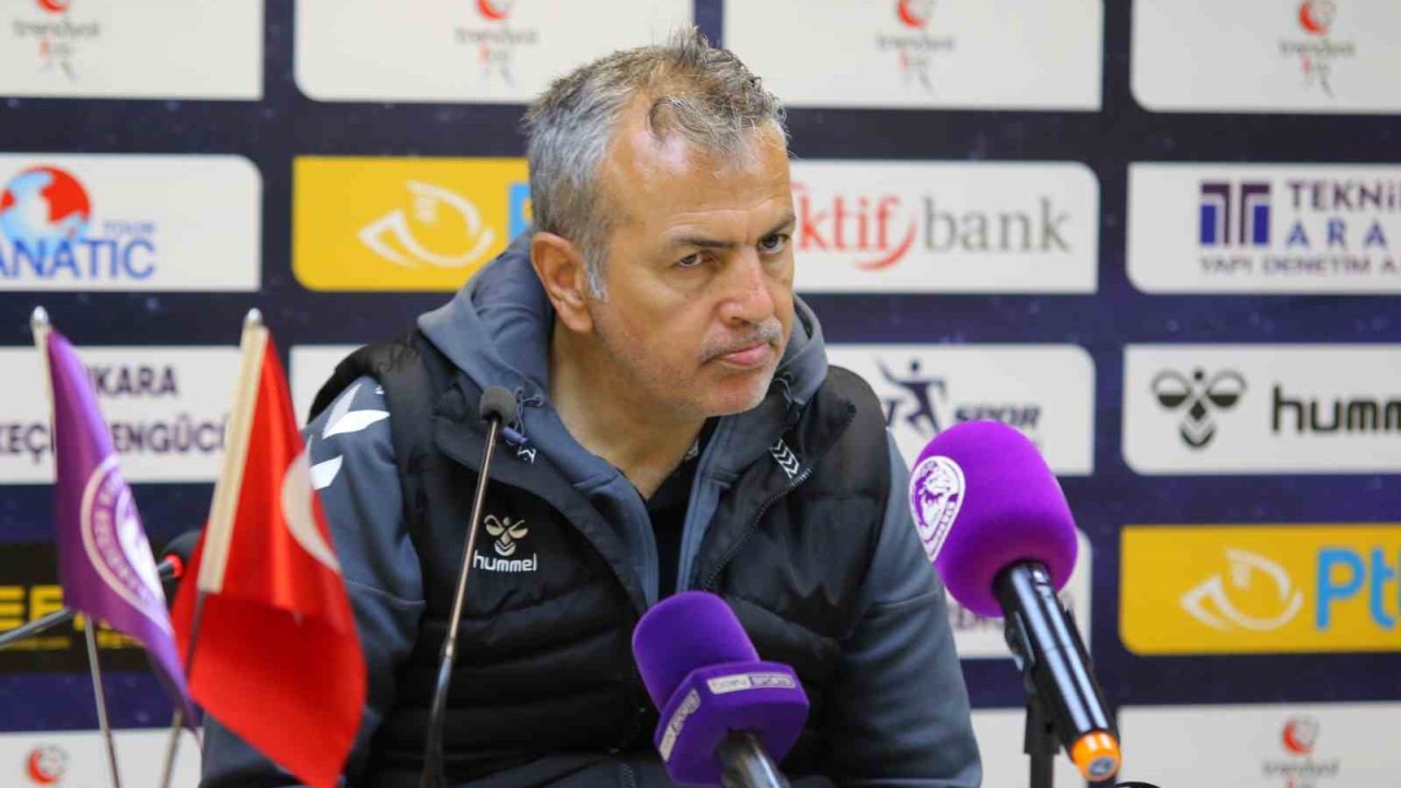 Sedat Ağçay: "Gönül isterdi sahamızda bu maçı kazanarak play-off’a yerleşelim"