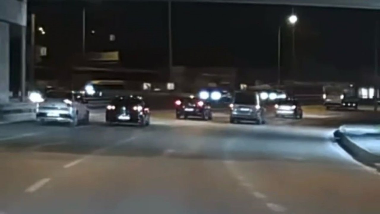 Makas atan sürücü zincirleme kazaya sebep oldu