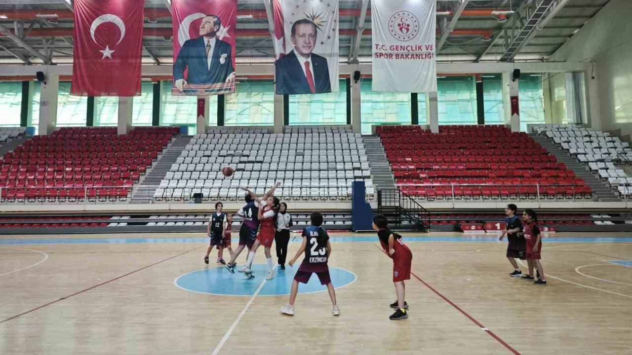 Erzincan’da 23 Nisan Basketbol heyecanı yaşandı