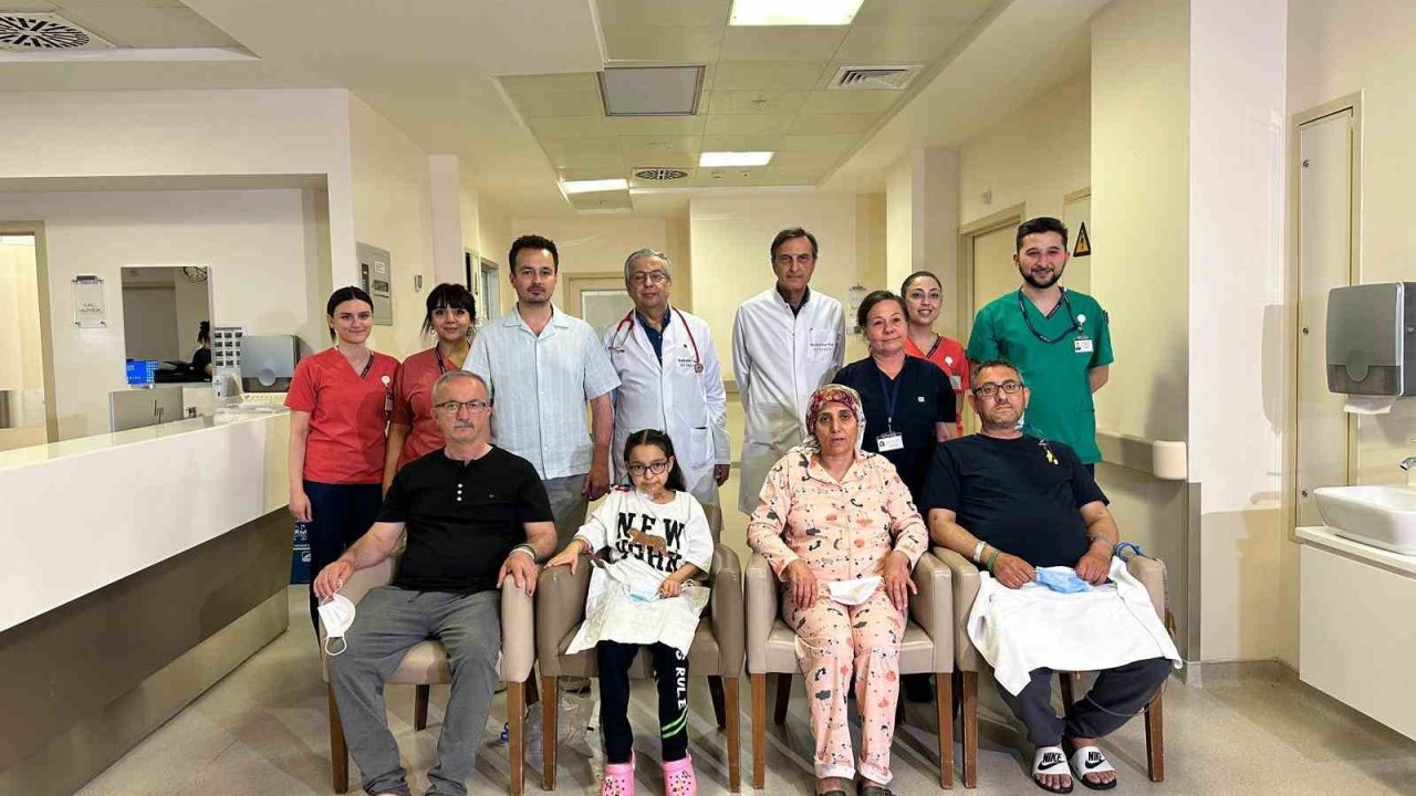 Ayşe’nin çifte bayramı