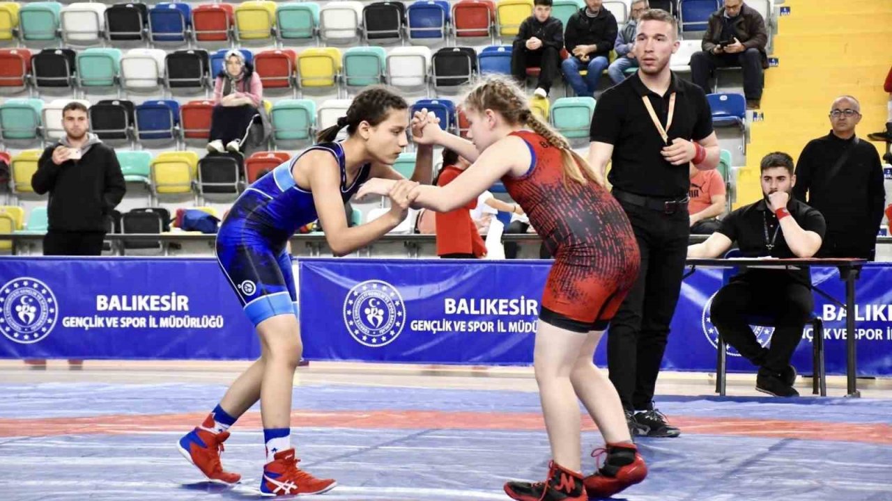 Balıkesir’de çocuklar 23 Nisan’ı spor ile kutlandı