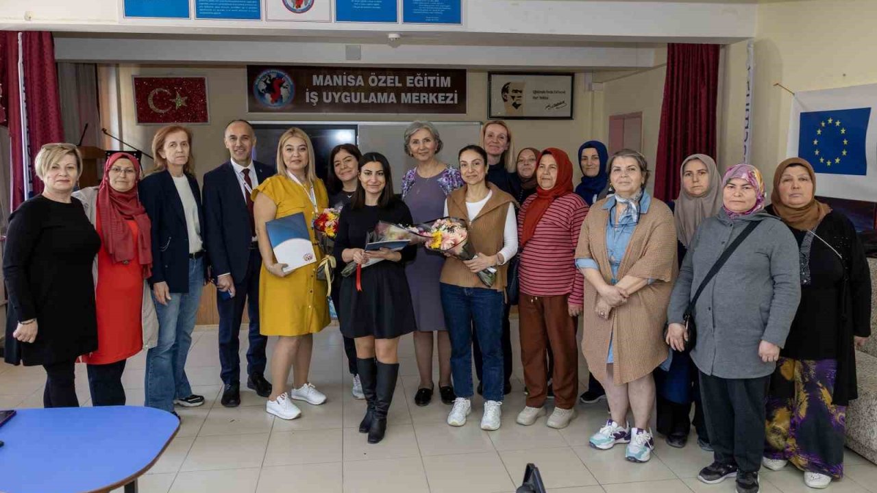 Özel öğrencilerin velilerine danışmanlık ve beslenme semineri