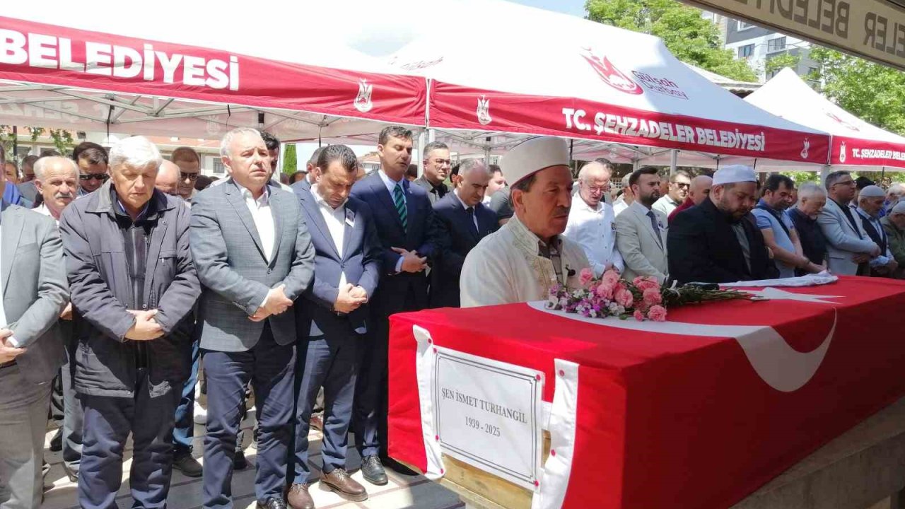 Manisa eski milletvekillerinden Turhangil son yolculuğuna uğurlandı