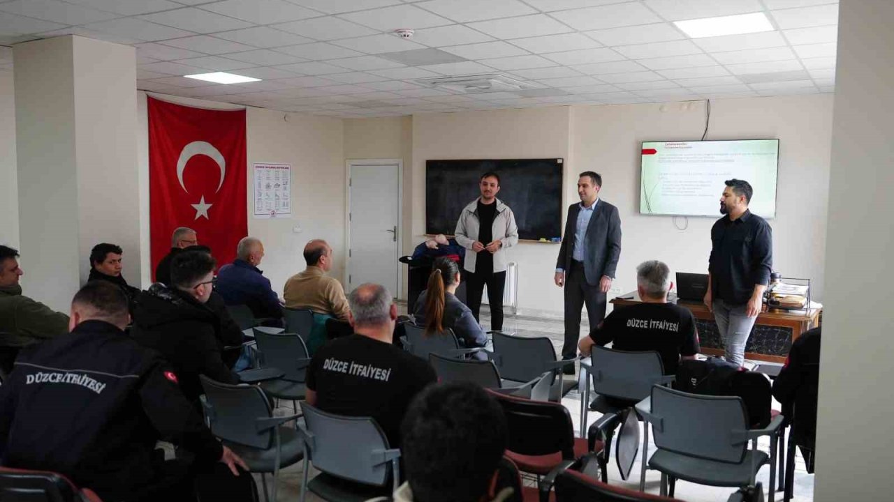 İtfaiye personeline ilk yardım eğitimi