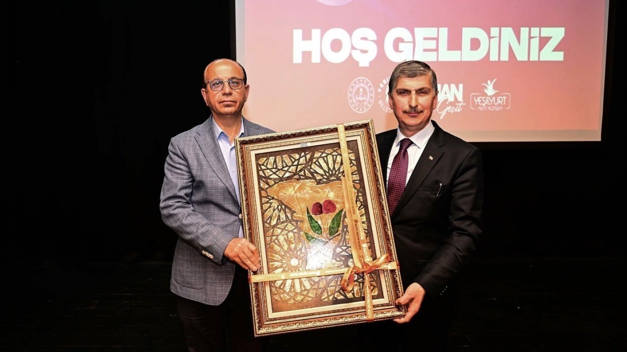Yeşilyurt Belediyesi’nden Mehmet Akif Ersoy’u anlama etkinliği