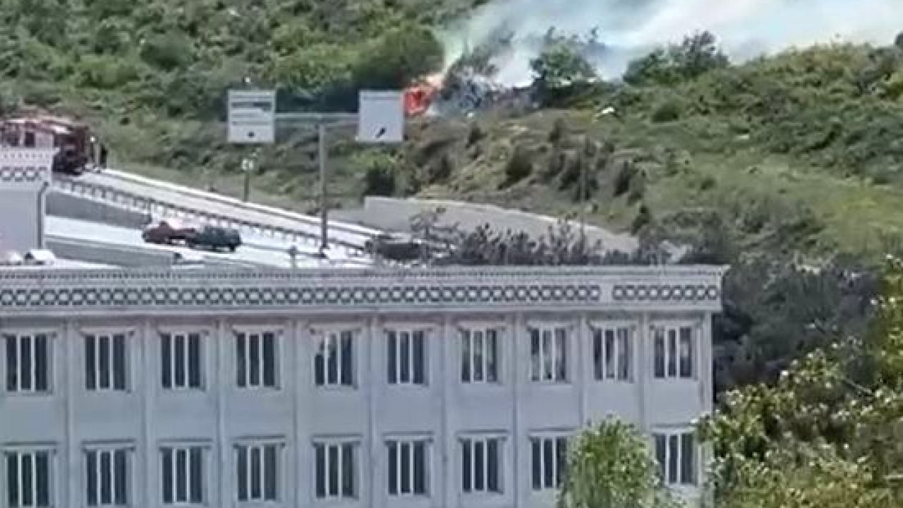 Arnavutköy’de ormanlık alanda yangın