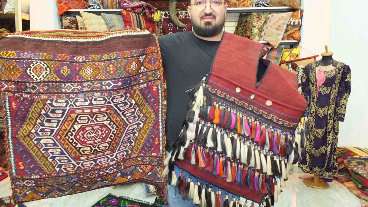 Burhaniye’ de Yörük Heybeleri turistik eşya oldu