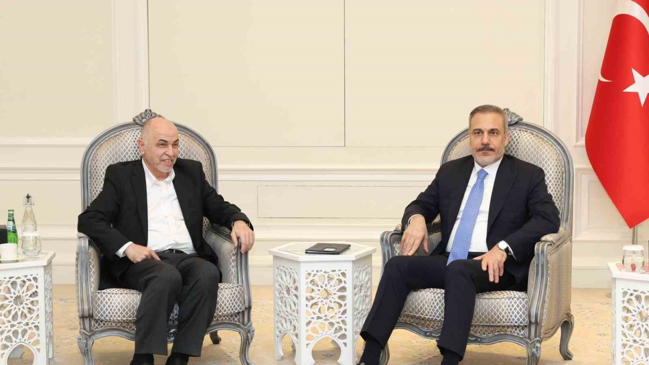 Dışişleri Bakanı Fidan, Hamas Şura Meclisi Başkanı Derviş ile görüştü