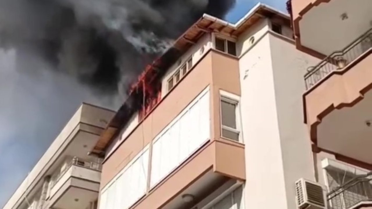 Yangında ahşap kat kullanılamaz hale geldi