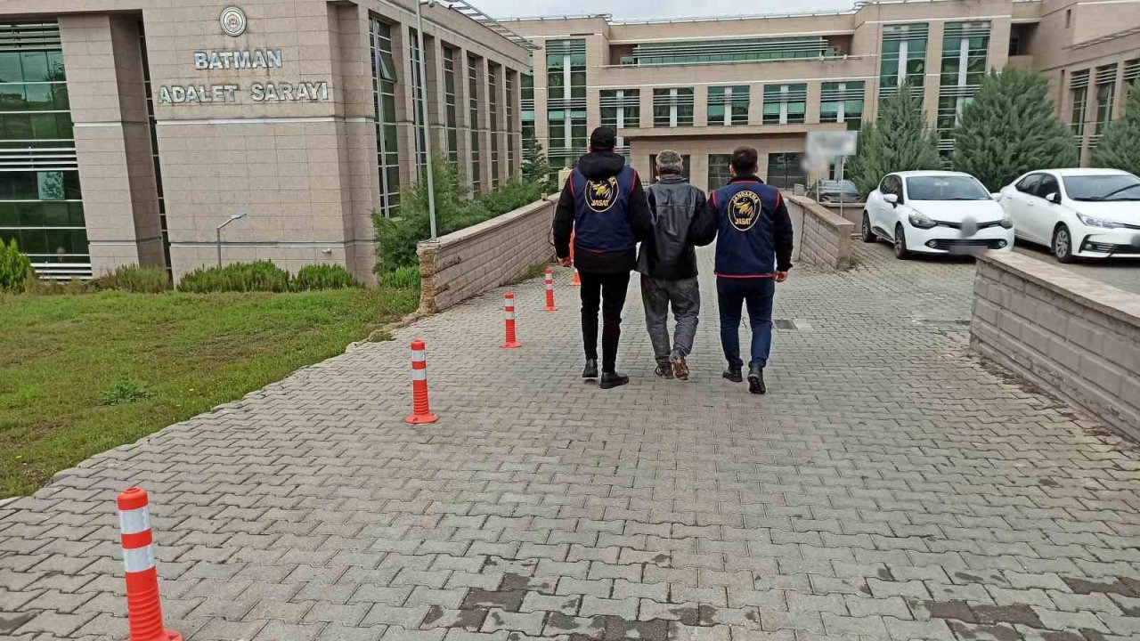 Batman’da 42 yıl hapis cezası bulunan firari yakalandı