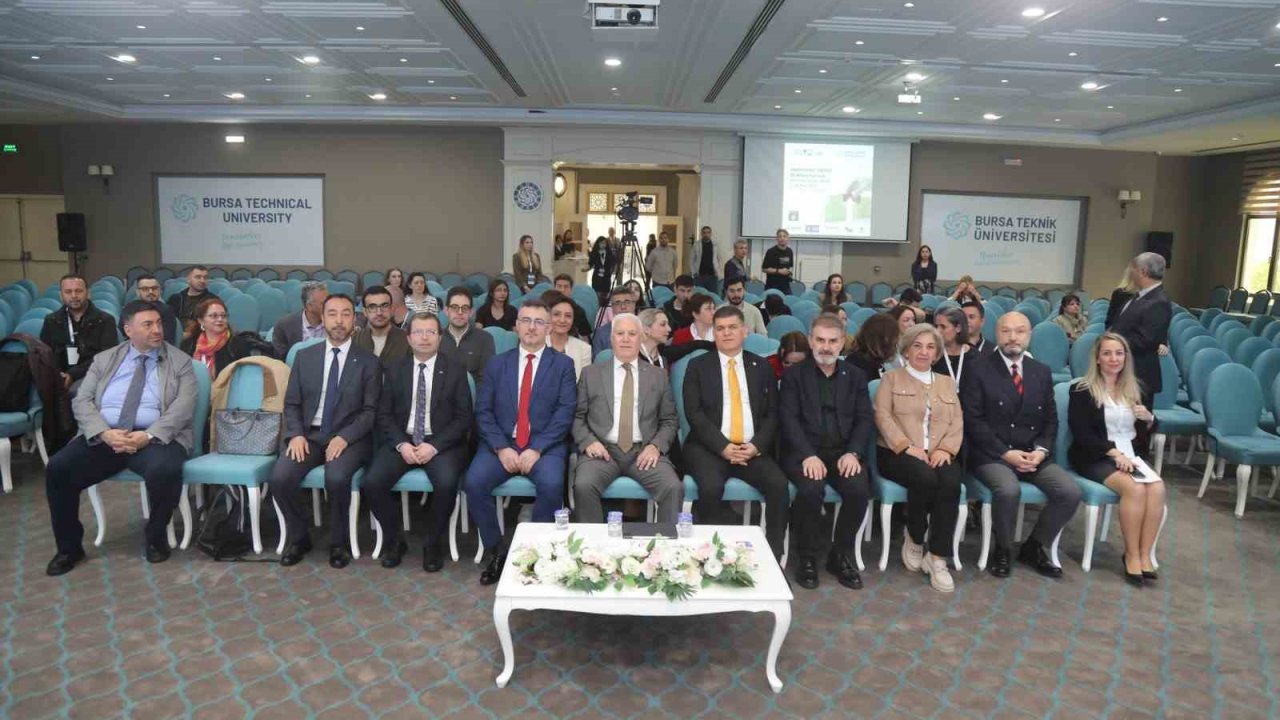 BTÜ’de çözüm odaklı sempozyum: Akademi ve sektör bir arada