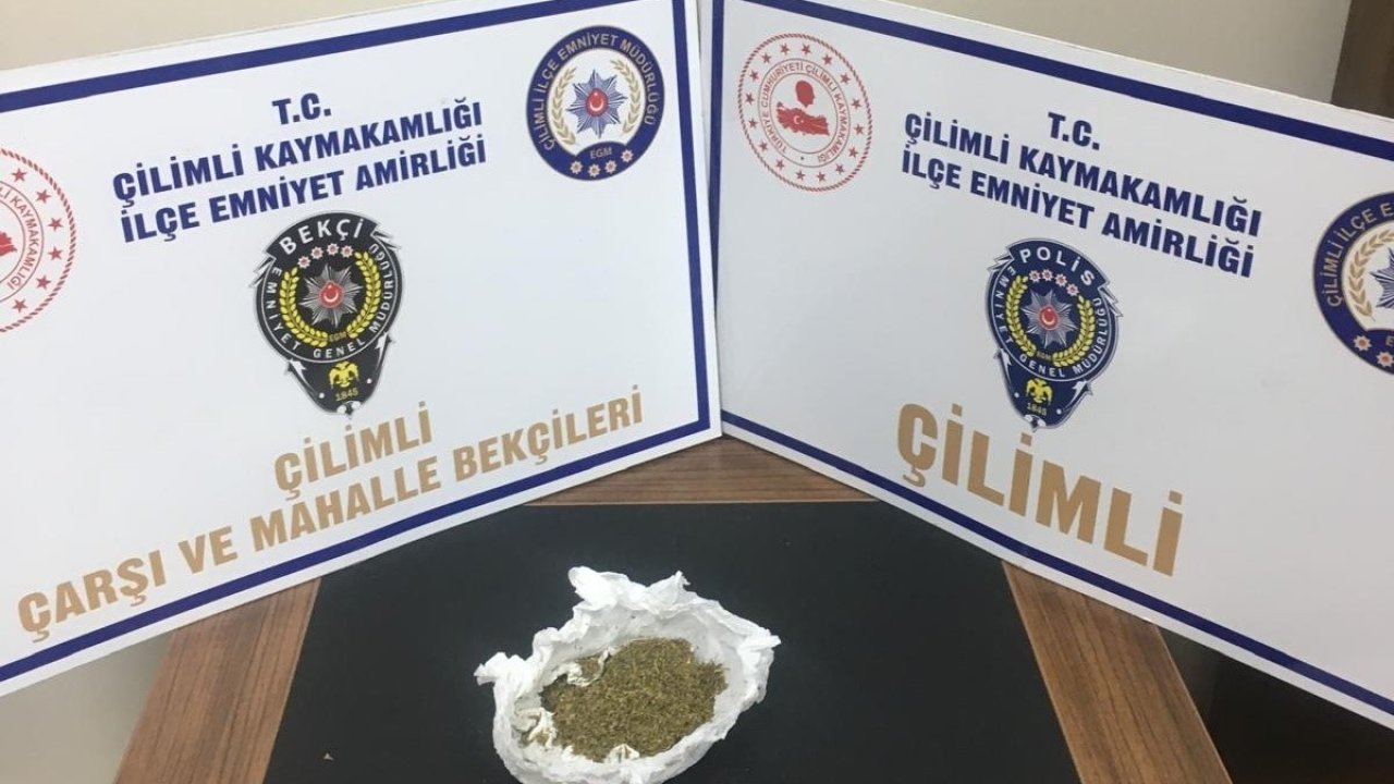 Polisin şüphelendiği araçtan uyuşturucu çıktı