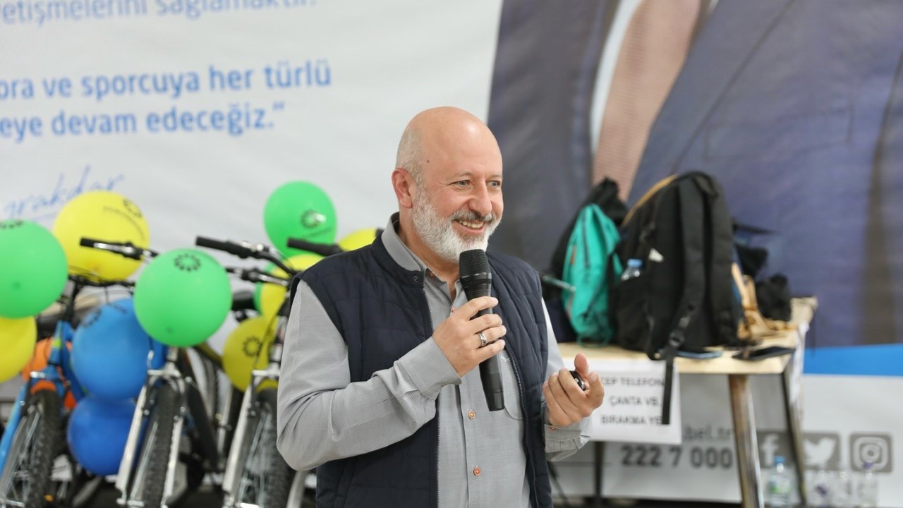 Başkan Çolakbayrakdar: "Lider şehir Kayseri, şimdi de satrançta öncü olacak"