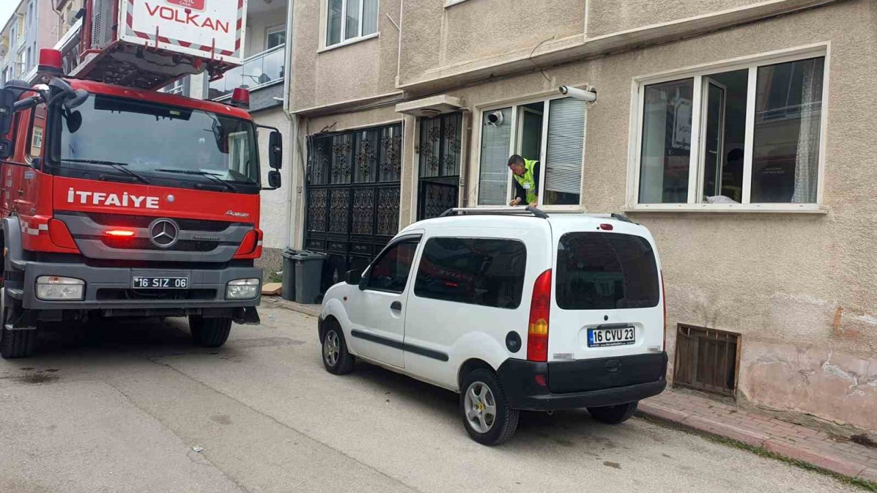 Yanlışlıkla açık unuttuğu ocağın gazı canından edecekti