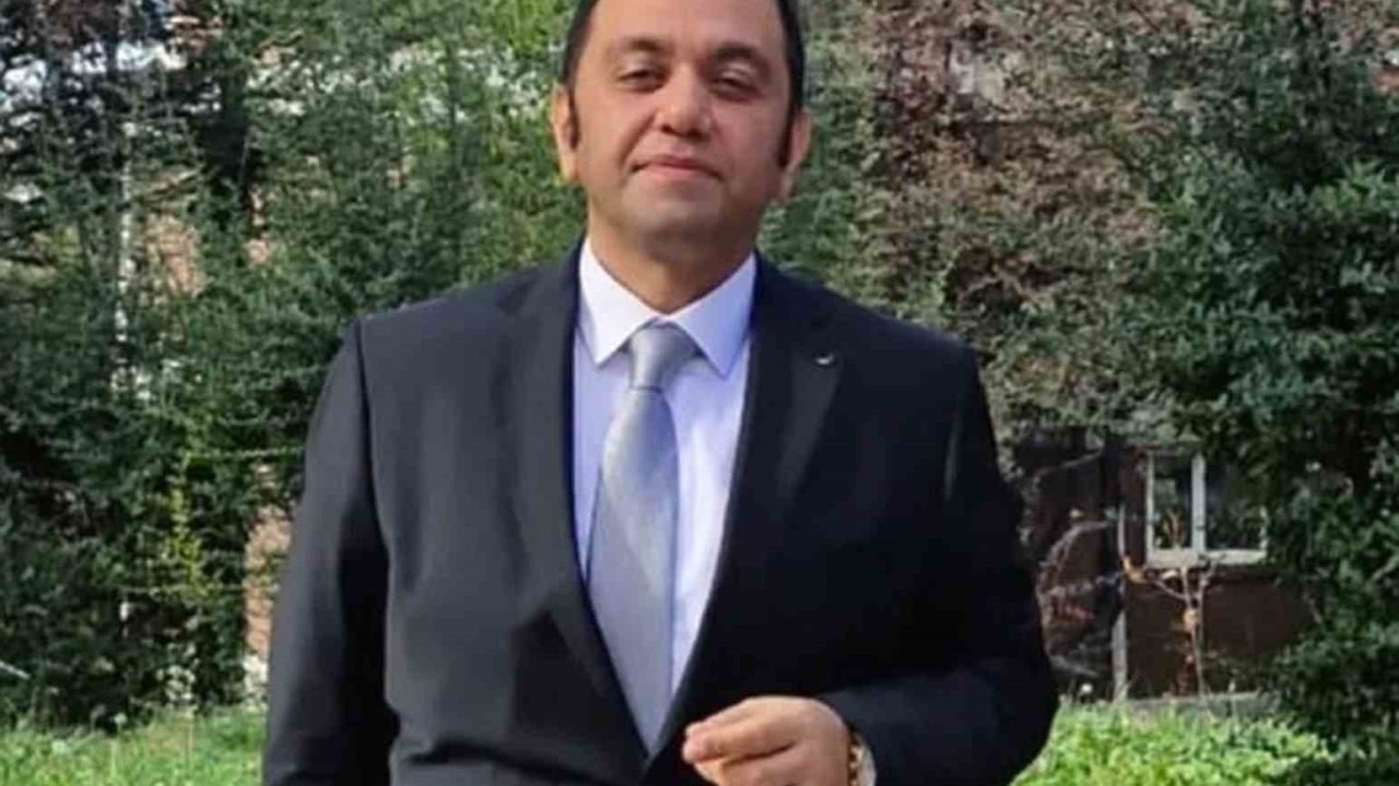 Doç. Dr. Bedri Kurtuluş, "Akademik Palmiye Nişanı" ile onurlandırıldı