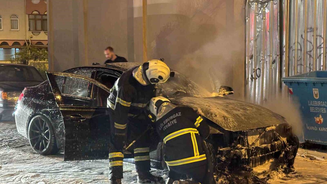 Lüleburgaz’da otomobil yangını