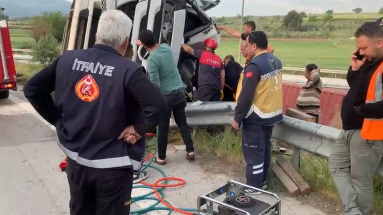 Osmaniye’de tır şarampole devrildi: 1 ölü