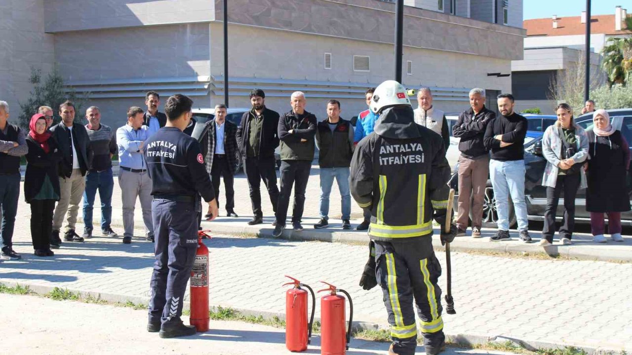 Büyükşehir’in yangın eğitimleri sürüyor