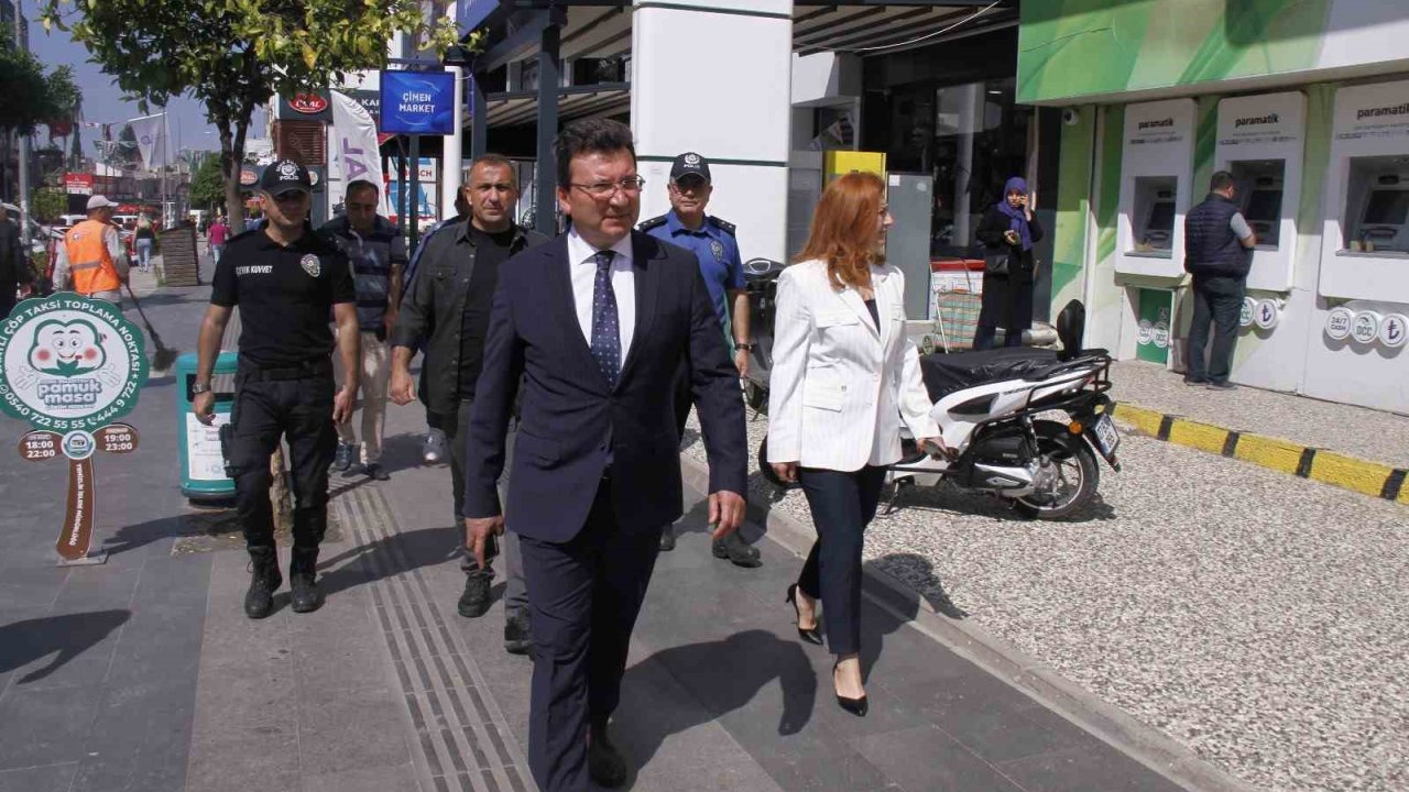 Kaymakam Şahin tütün denetimine katıldı