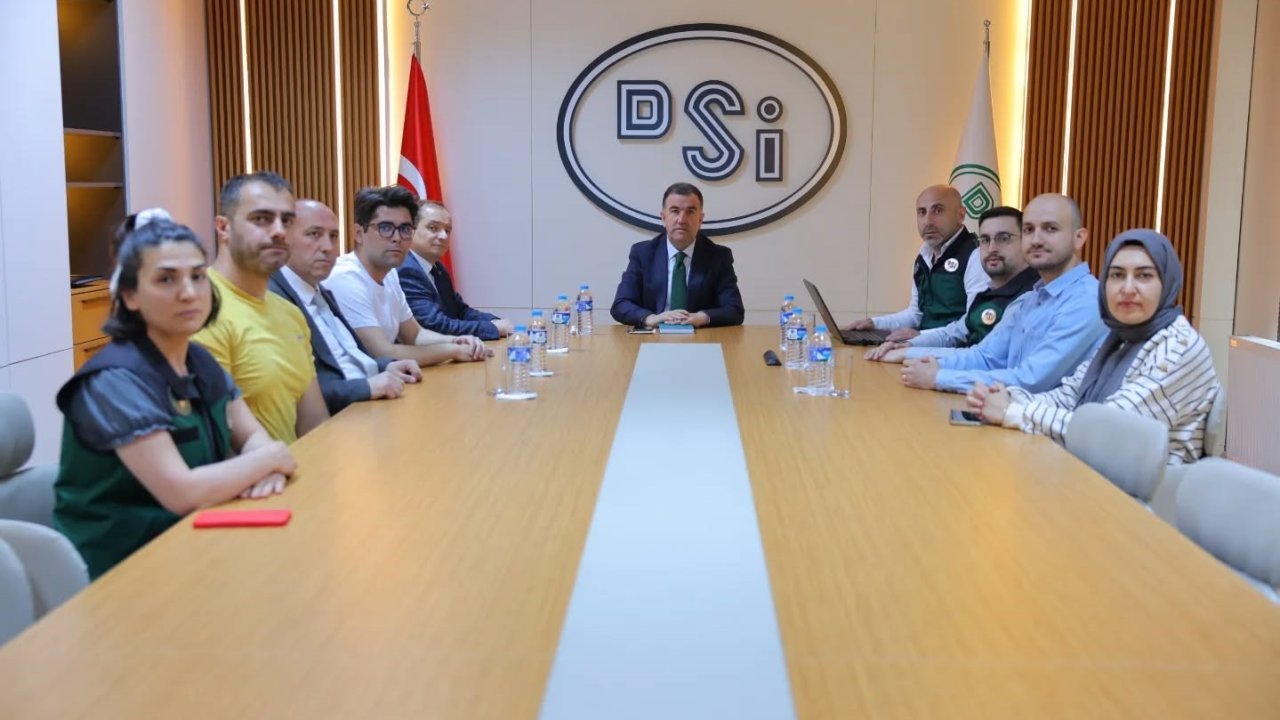 Vali Eldivan DSİ çalışmaları hakkında bilgi aldı