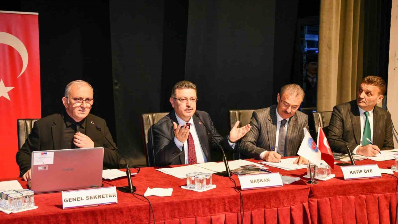 Doğu Karadeniz Belediyeler Birliği Trabzon’da toplandı