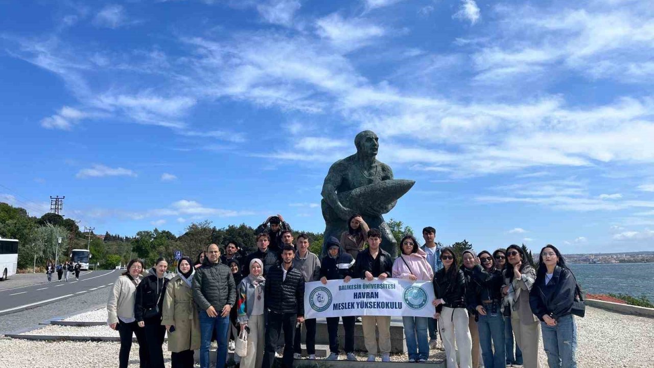 Havran’da üniversitelilerin Çanakkale coşkusu