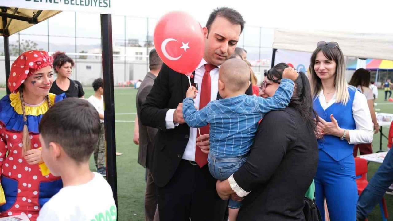 Defne Belediyesi’nin çocuk şenliğinde etkinliğinde çocuklar doyasıya eğlendi