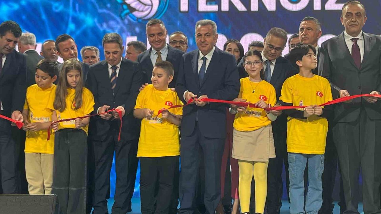 İzmir’de geleceğin teknolojileri şekilleniyor