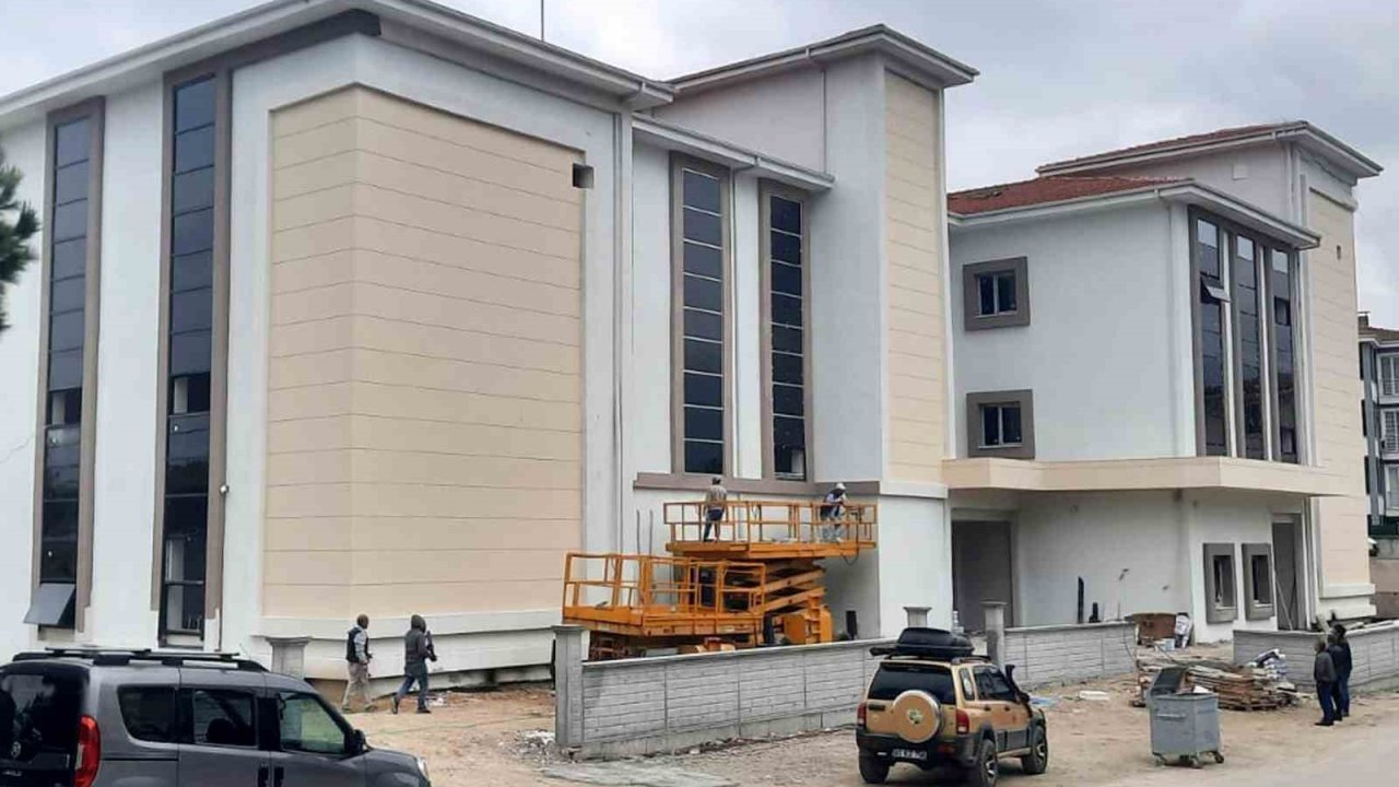 Yeni Aile Sağlığı Merkezi binaları açılış için gün sayıyor