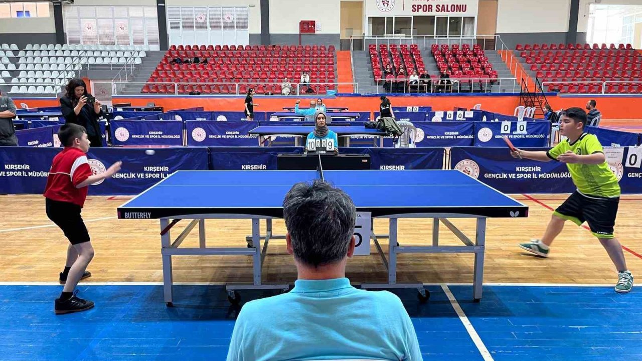 Okullararası Küçükler Masa Tenisi Grup Yarışmaları’nda şampiyon Kırşehir oldu