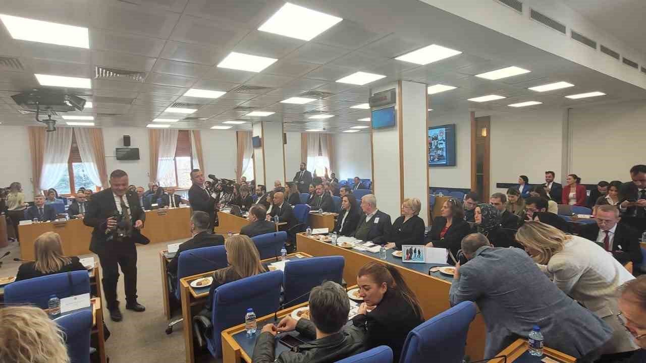 TBMM Kartalkaya’daki Otel Yangınını Araştırma Komisyonu, aileleri dinledi