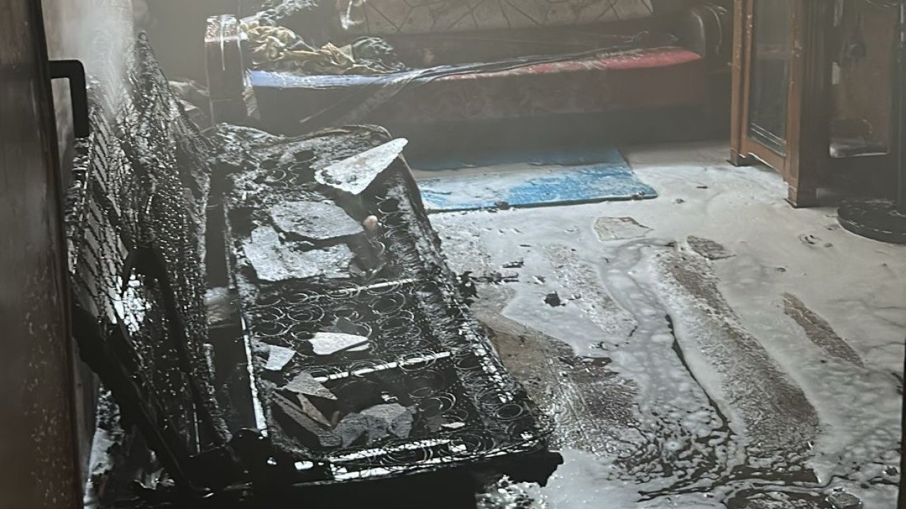 Evde çıkan yangın maddi hasara neden oldu
