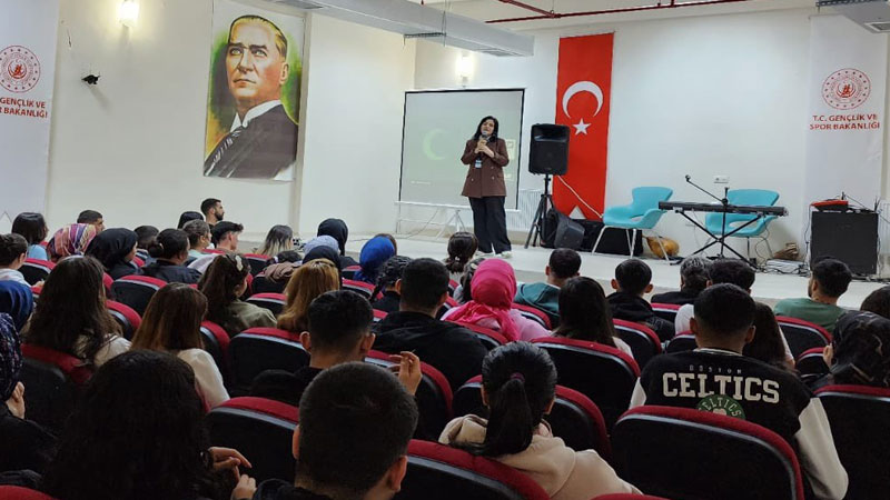 Gençler Bağımlılıkla Mücadelede Bilinçleniyor