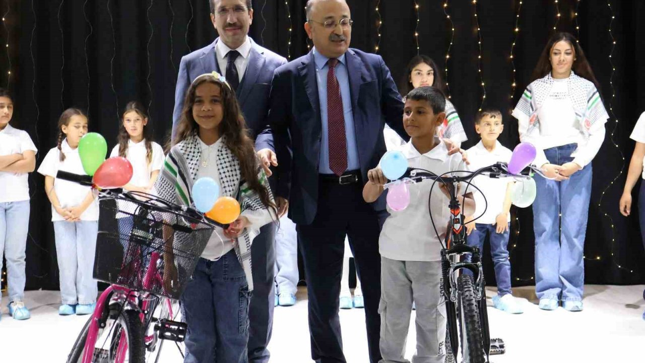 Akşehir’de Roman çocuklara yönelik açılan Kur’an kursu sona erdi