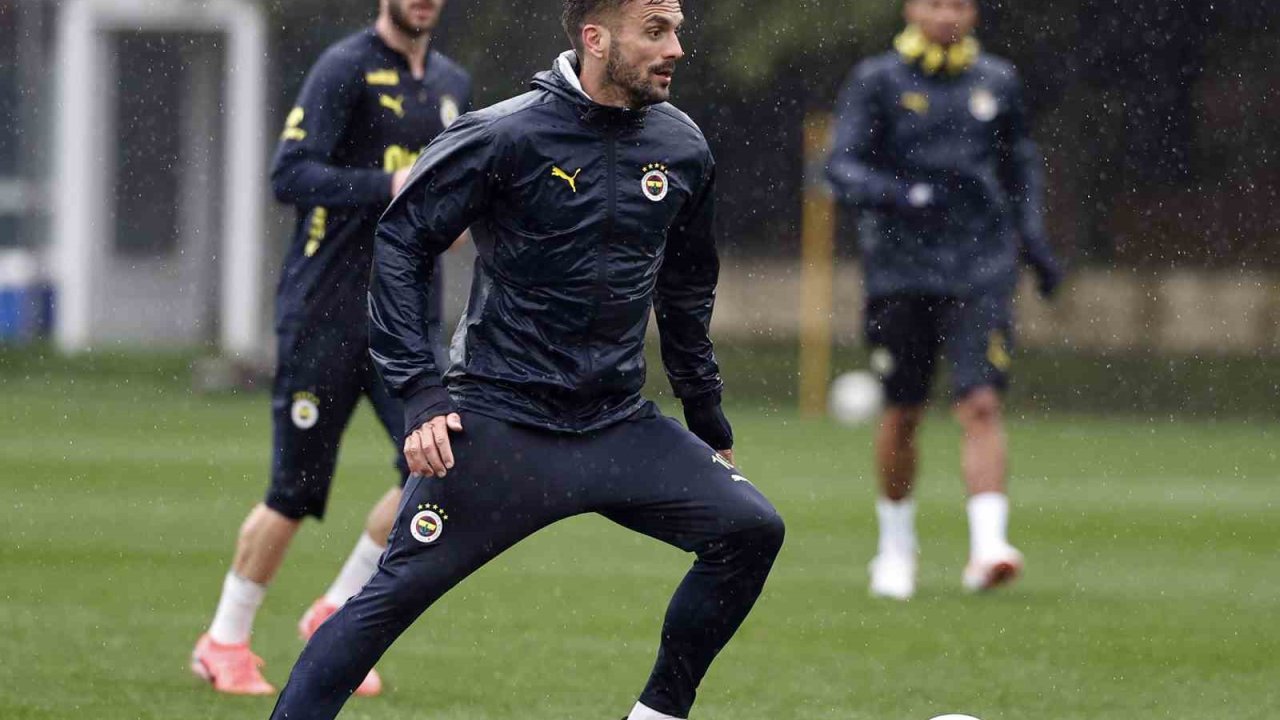 Fenerbahçe, Beşiktaş derbisi hazırlıklarına devam etti