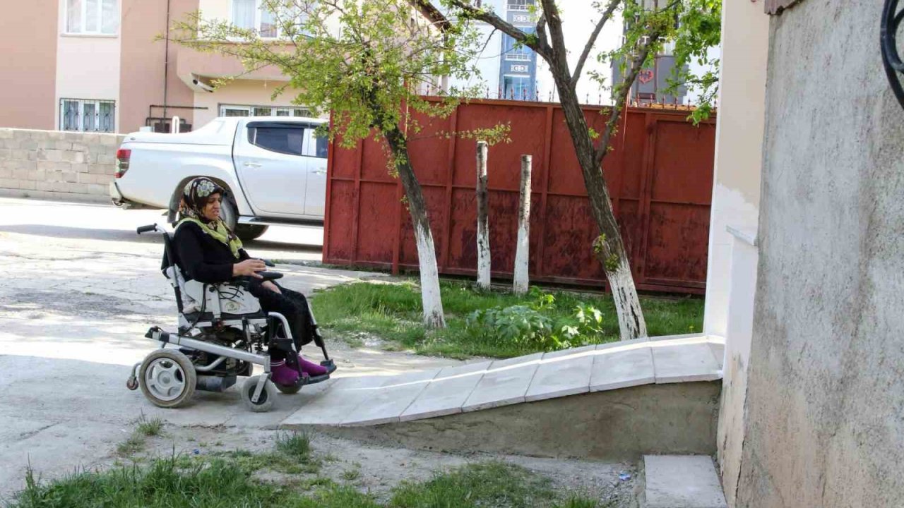 Van Büyükşehir Belediyesinden engelli vatandaşın hayatına sevgi dolu dokunuş