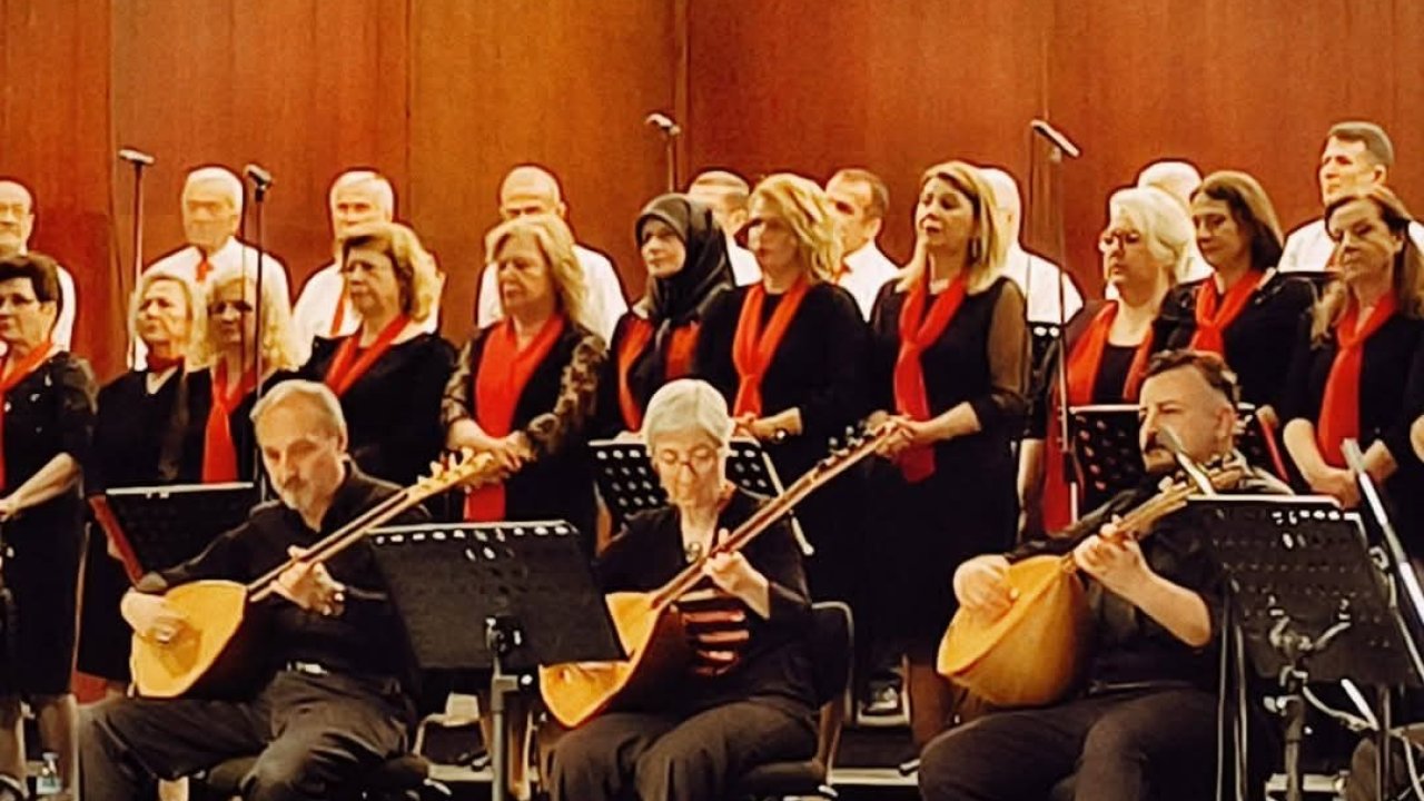 ‘Bilecik Türküleri Gecesi’ Eskişehir’de yoğun ilgi gördü