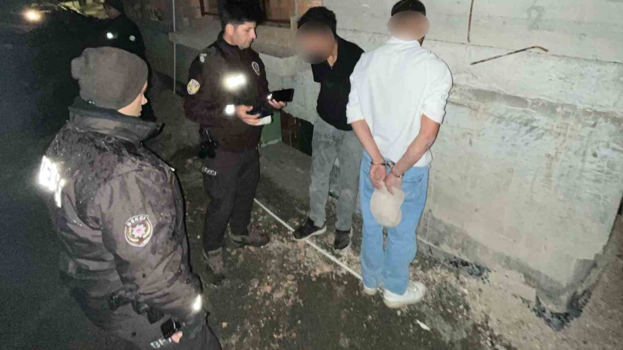 Bekçilerin dikkati sayesinde hırsızlık yapan şahıslar yakalandı